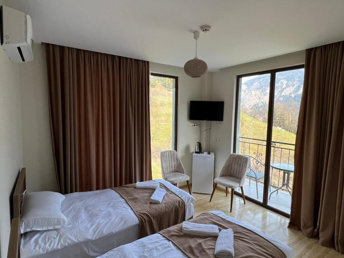 Hotel Khulo Lnn Esterno foto